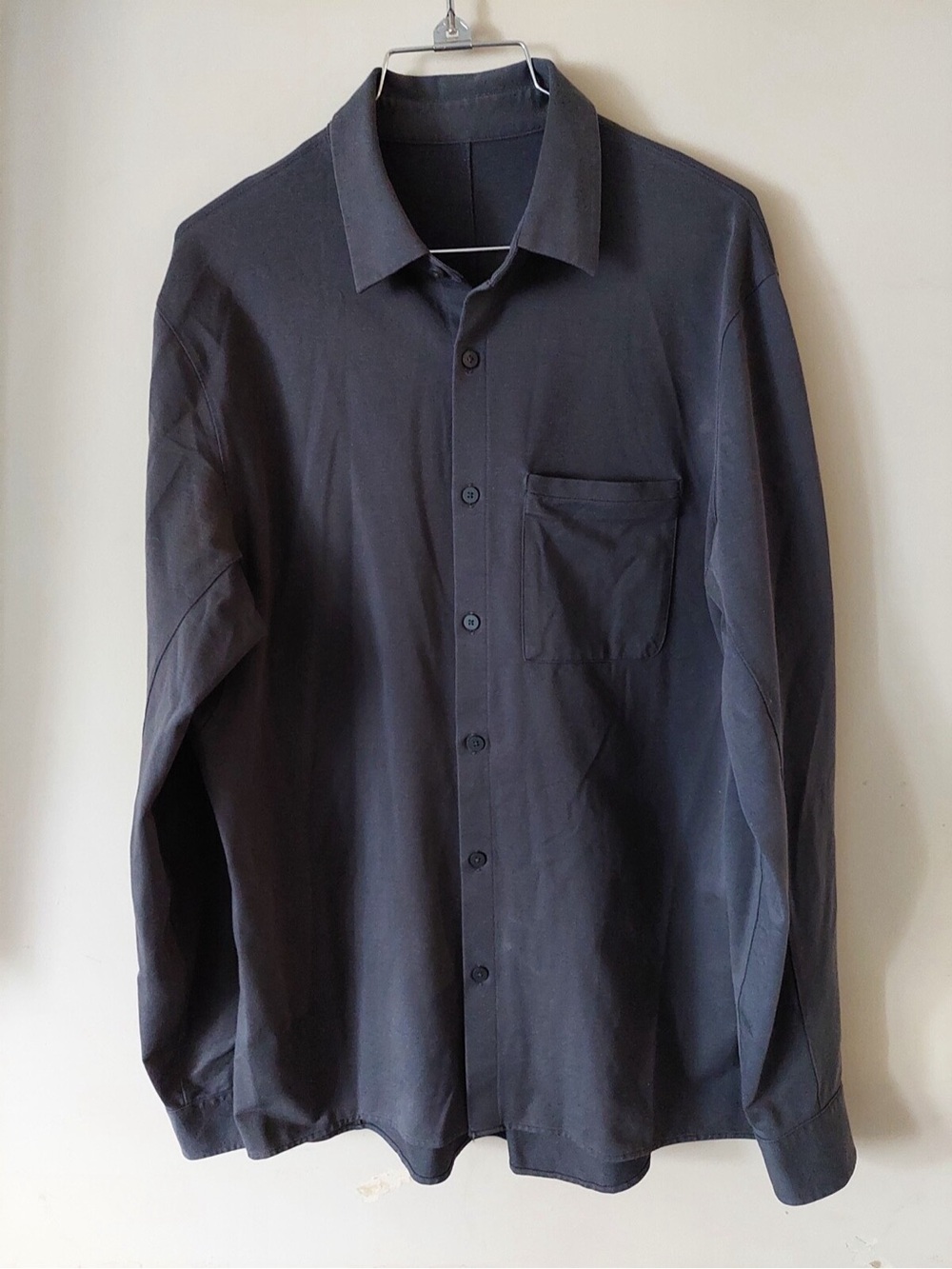 lululemon athletica Men's Dark Gray Button-Up Dress Shirt